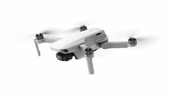 輕如鴻毛，智在人為 大疆創(chuàng)新發(fā)布御 Mavic Mini 迷你無人機(jī)
